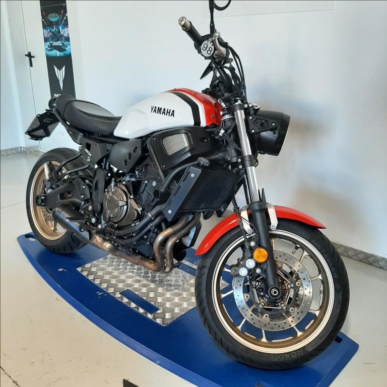 YAMAHA XSR 700 dep.A2 Abs