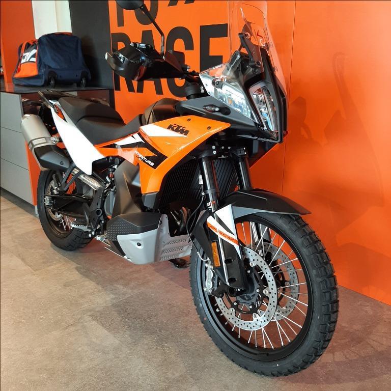 KTM 890 Adventure 