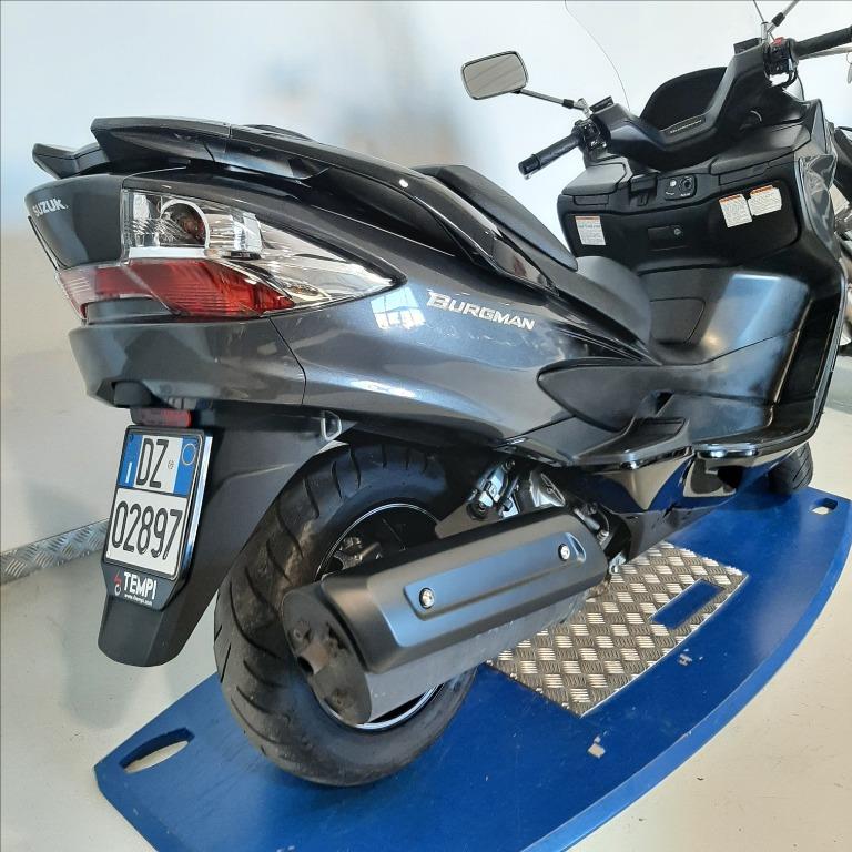 SUZUKI Burgman 400 AN