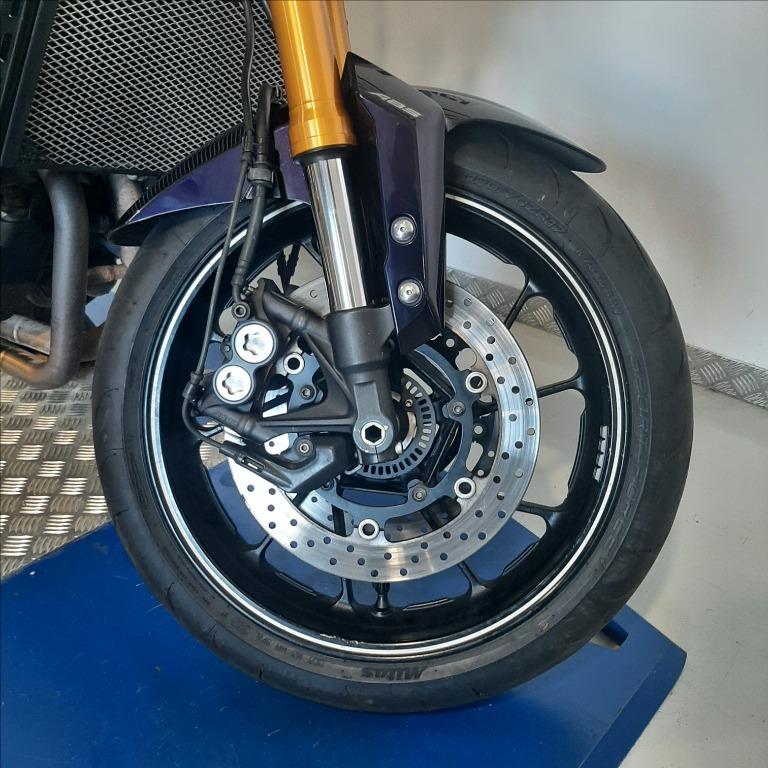 YAMAHA MT-09 850 Race Blue/Matt Grey