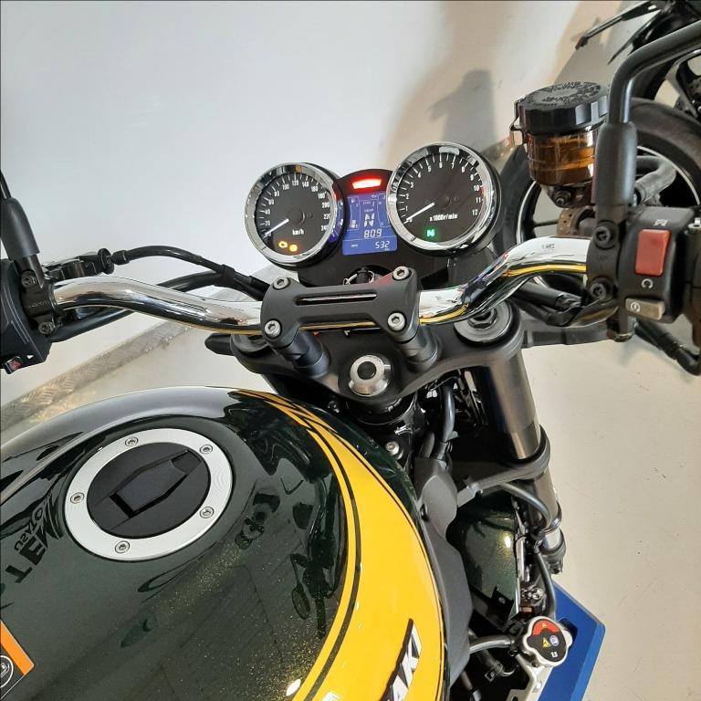 KAWASAKI Z 900 RS Yellow Ball Edition