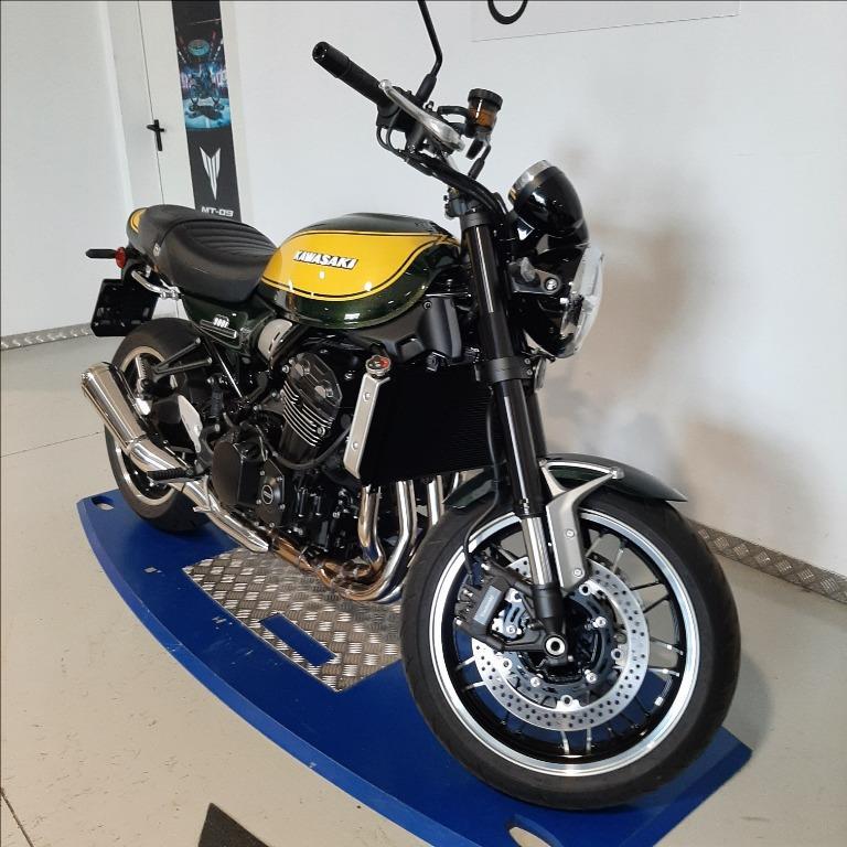 KAWASAKI Z 900 RS Yellow Ball Edition