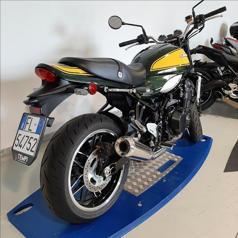 KAWASAKI Z 900 RS Yellow Ball Edition