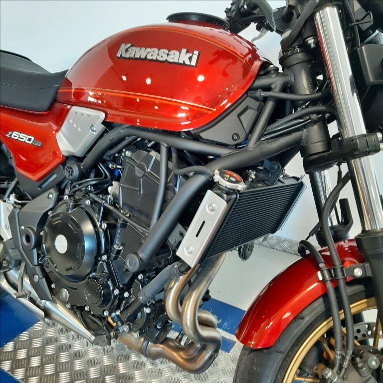 KAWASAKI Z 650 RS 