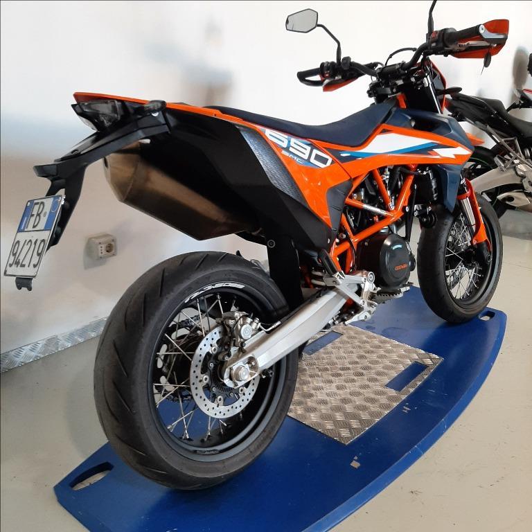KTM 690 SMC -R