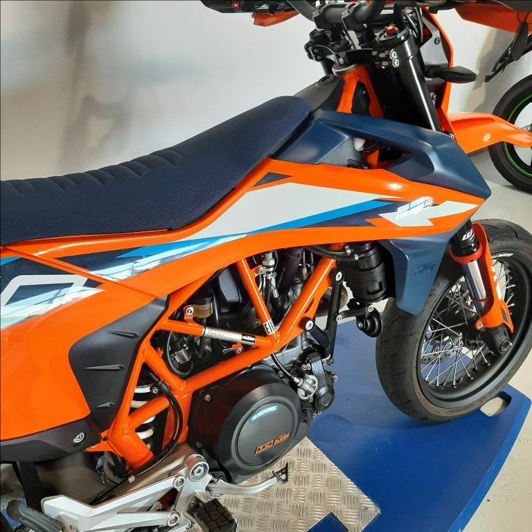 KTM 690 SMC -R