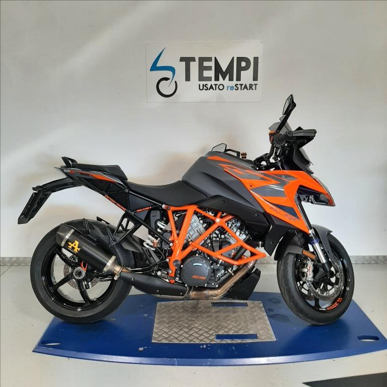KTM 1290 Super Duke GT