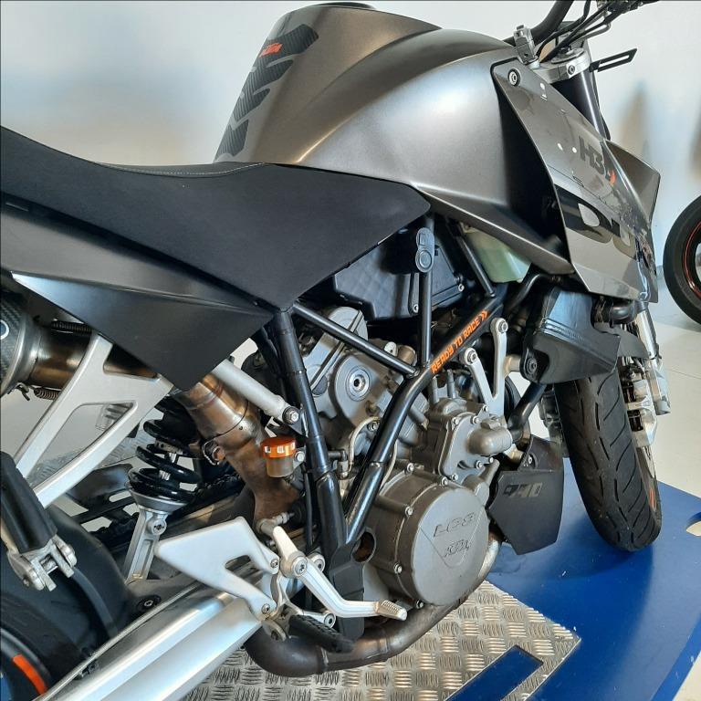 KTM 990 Super Duke 