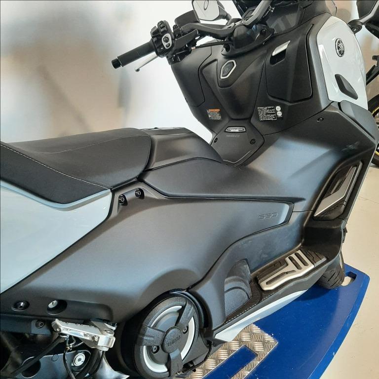 YAMAHA T-Max 560 Tech Abs