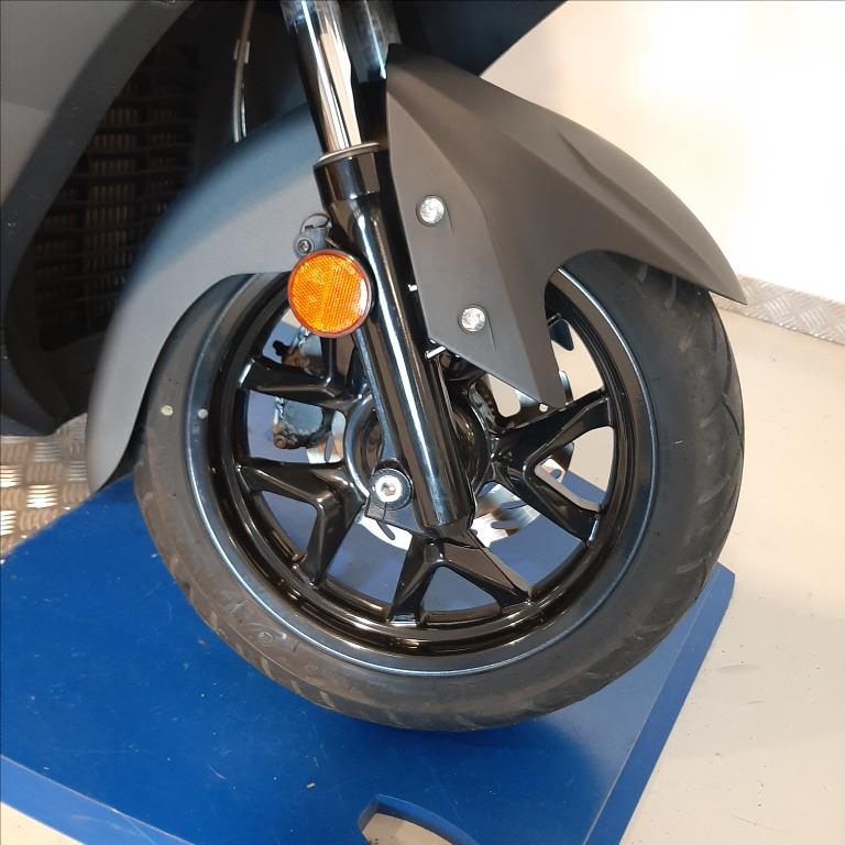 SYM Joymax 300 Z+ Abs E5