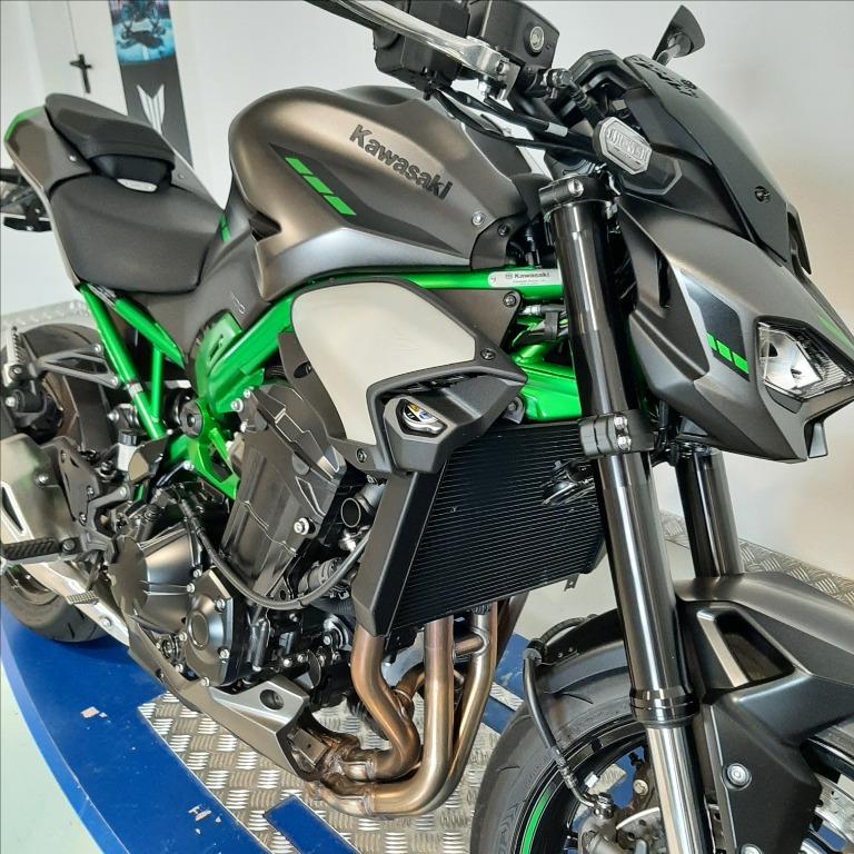KAWASAKI Z 900 