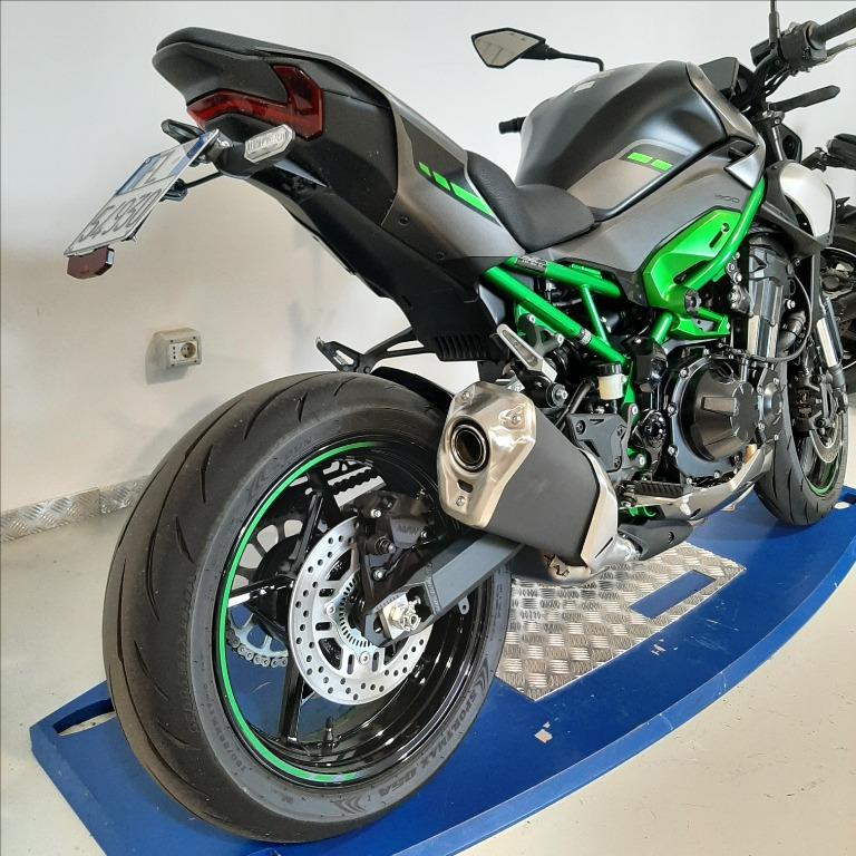 KAWASAKI Z 900 