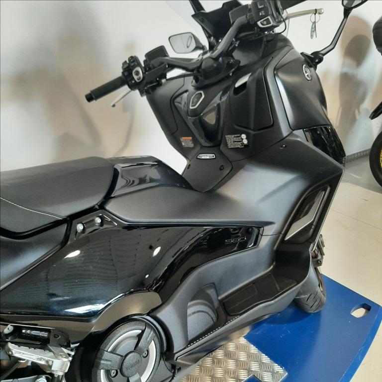YAMAHA T-Max 560 Tech Max Abs