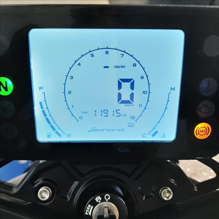 BENELLI Leoncino 250 E5