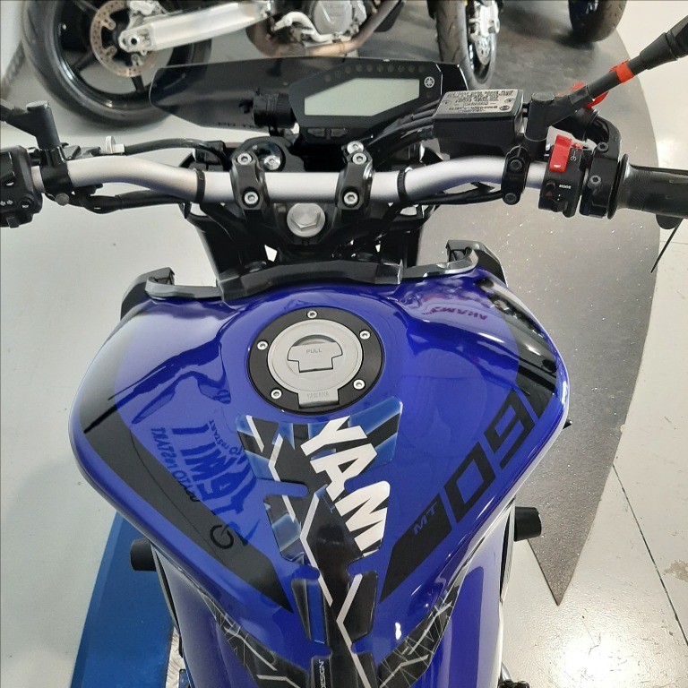 YAMAHA MT-09 850 Abs