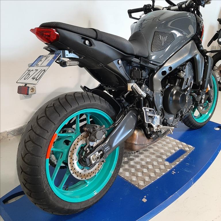 YAMAHA MT-09 890 Abs