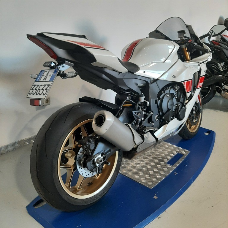 YAMAHA YZF R1 1000 60th Anniversary Abs