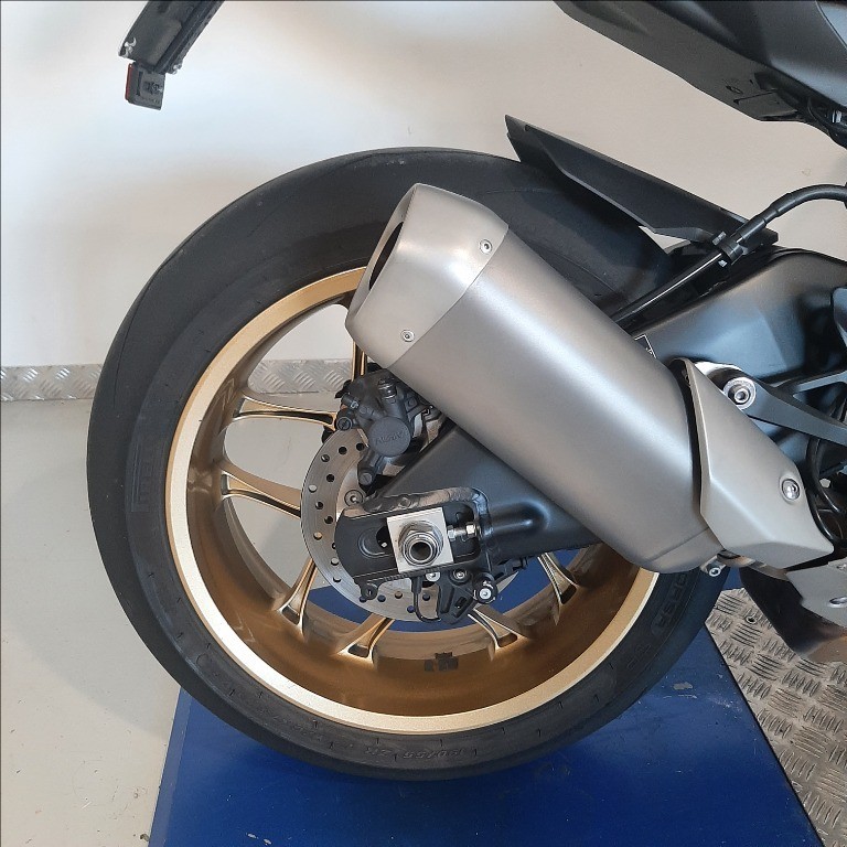 YAMAHA YZF R1 1000 60th Anniversary Abs