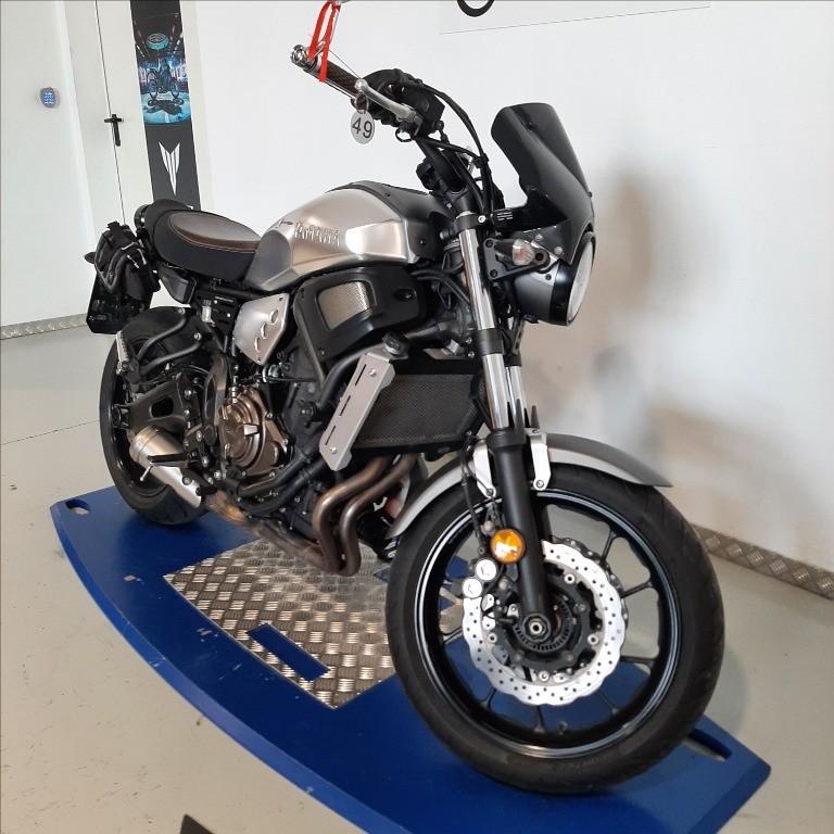 YAMAHA XSR 700 Abs