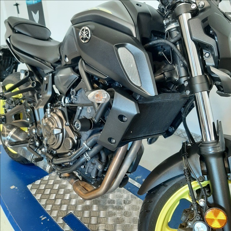 YAMAHA MT-07 690 Abs