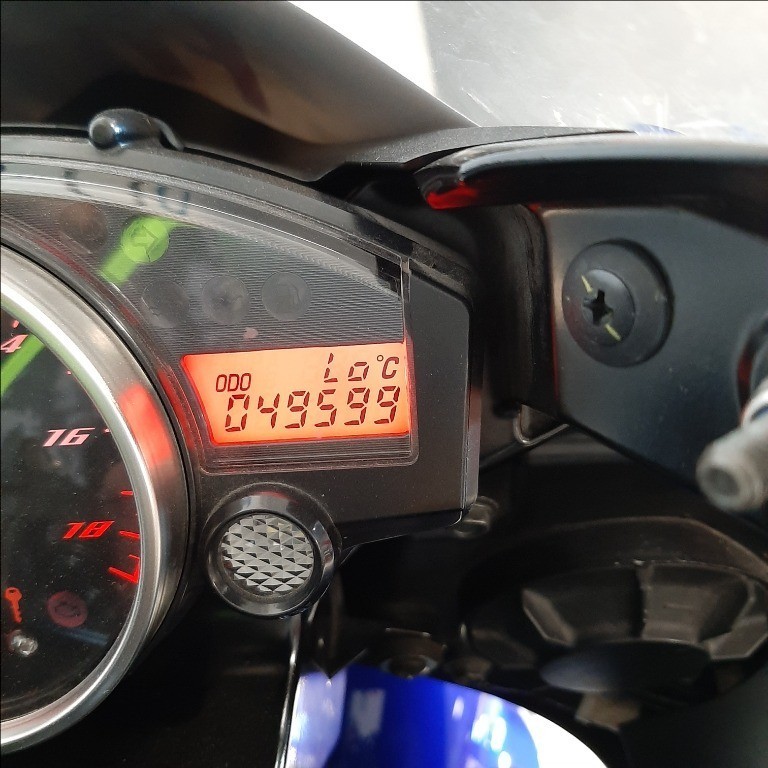 YAMAHA YZF R6 600 R