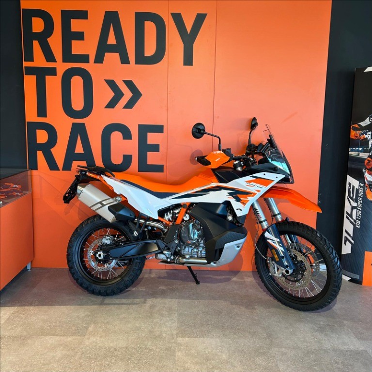 KTM 890 Adventure R