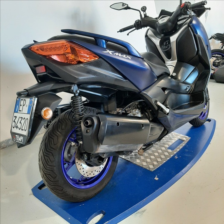 YAMAHA X-Max 300 Abs