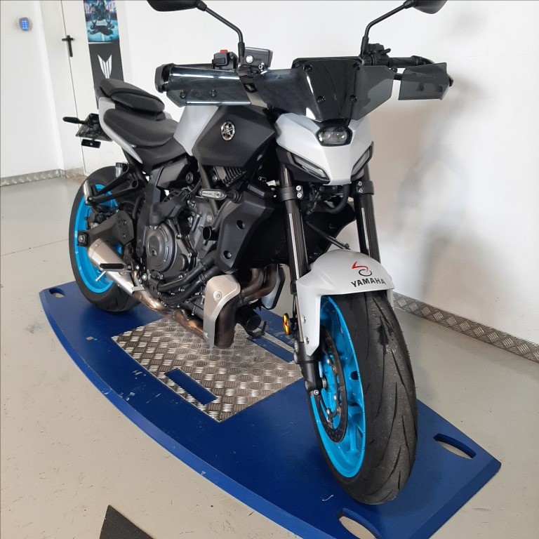 YAMAHA MT-07 690 Y AMT Abs
