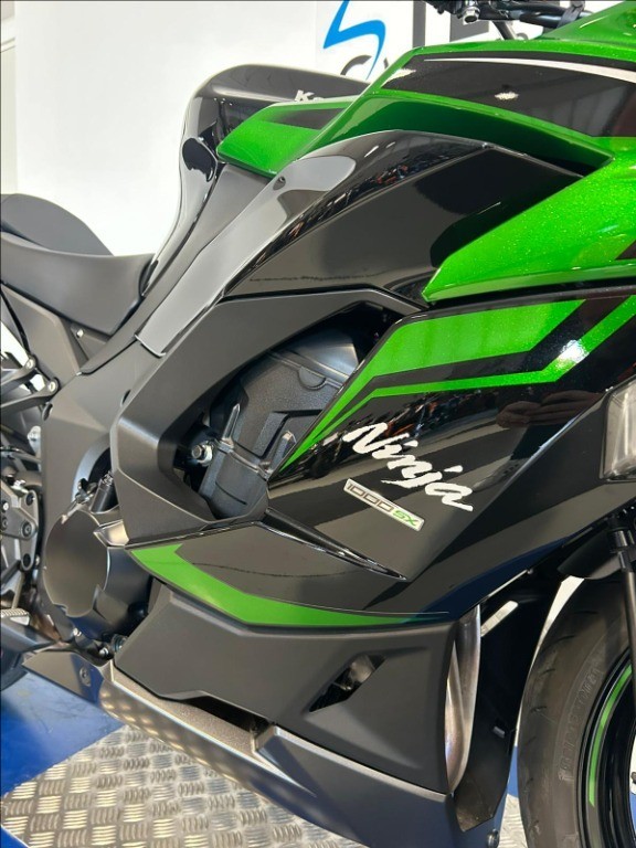 KAWASAKI Ninja 1000 SX 