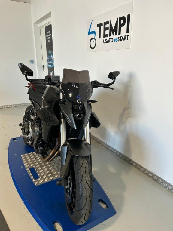 SUZUKI GSX-8S Abs E5