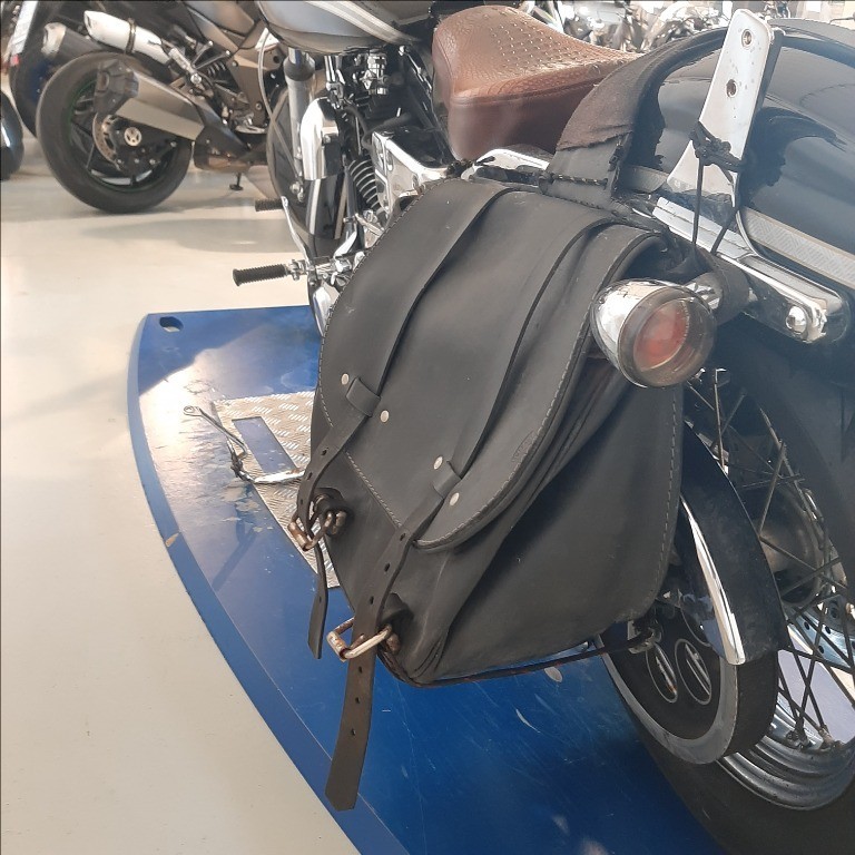 HARLEY-DAVIDSON Dyna Wide Glide 1449 FXDWG 1450