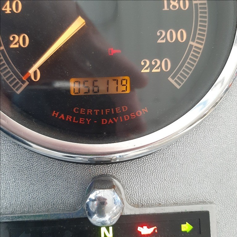 HARLEY-DAVIDSON Dyna Wide Glide 1449 FXDWG 1450