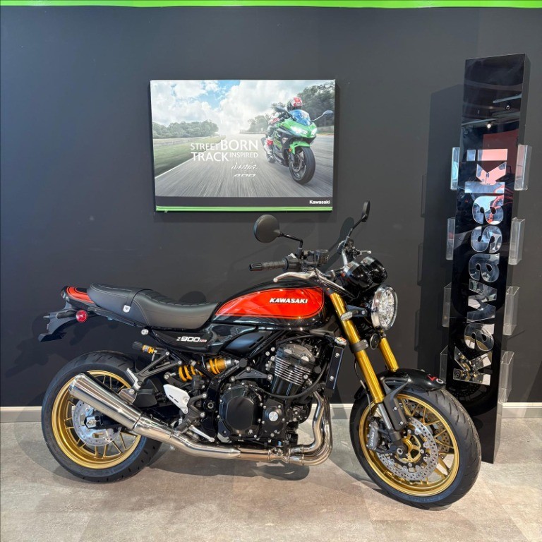KAWASAKI Z 900 RS SE