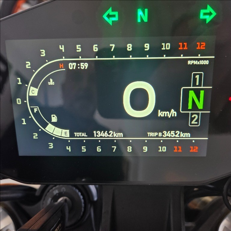 BENELLI Leoncino 800 