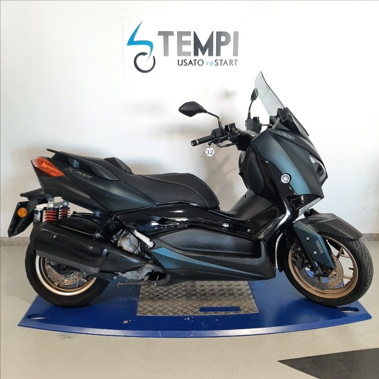 YAMAHA X-Max 300 Tech Max Abs