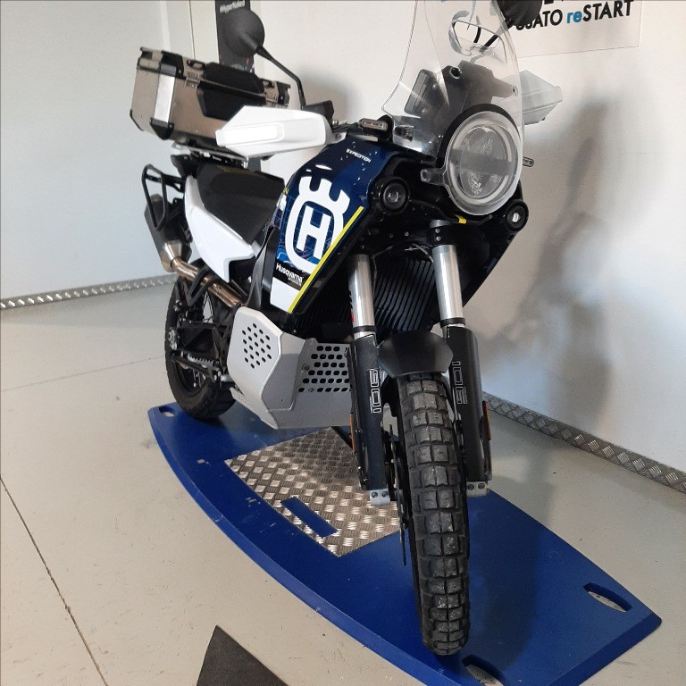 HUSQVARNA Norden 901 Expedition Abs