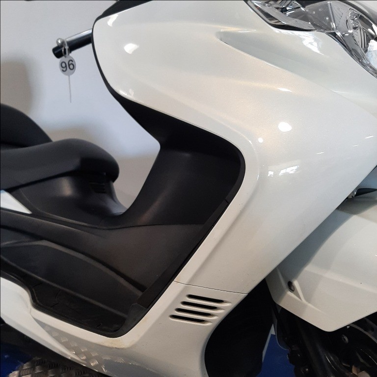 SUZUKI Burgman 400 AN