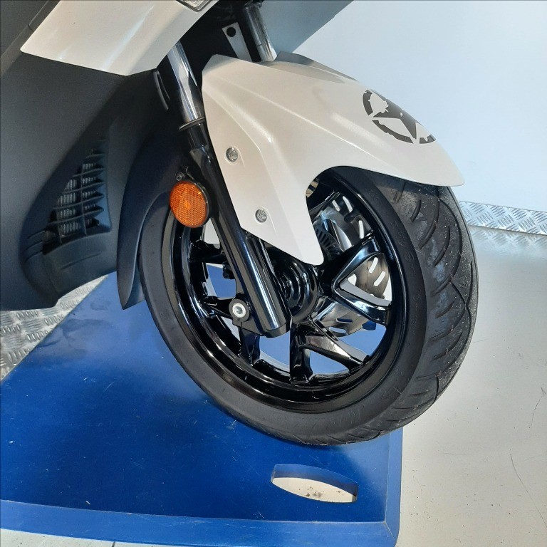 SYM Joymax 300 Z+ Abs E5