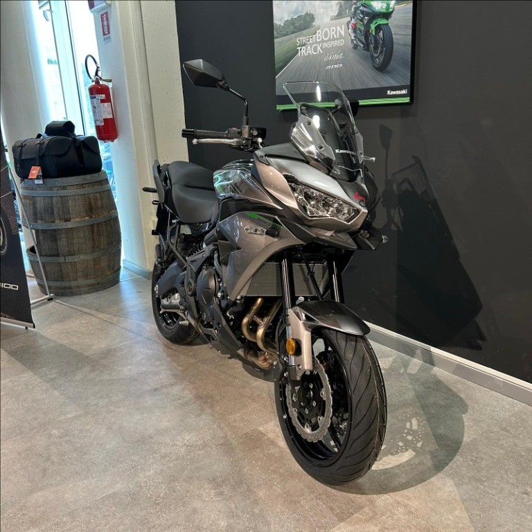 KAWASAKI Versys 650 