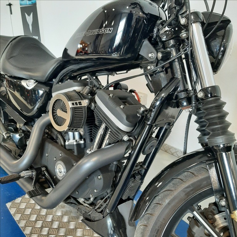 HARLEY-DAVIDSON 883 Sportster Standard