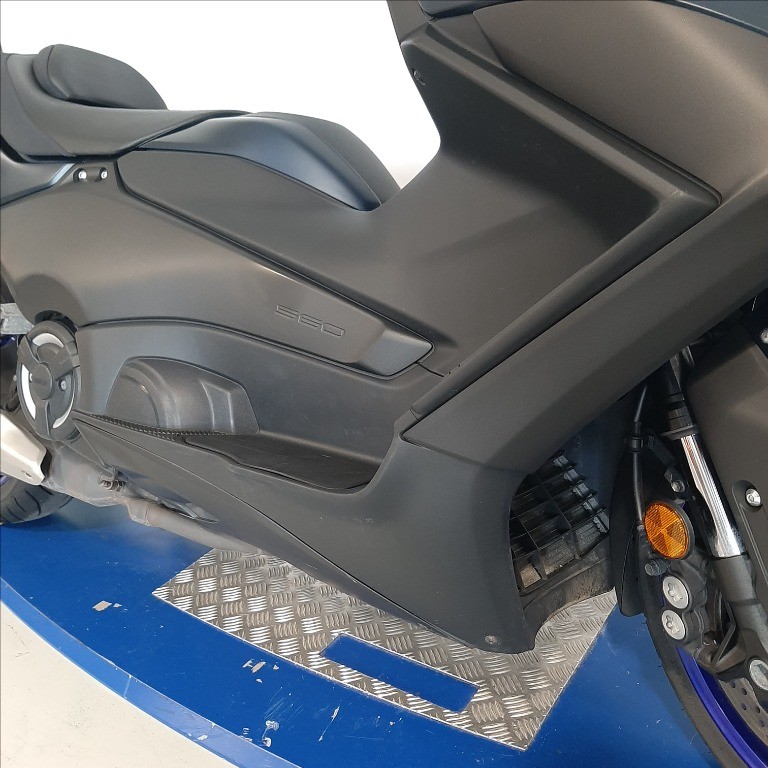 YAMAHA T-Max 560 Abs
