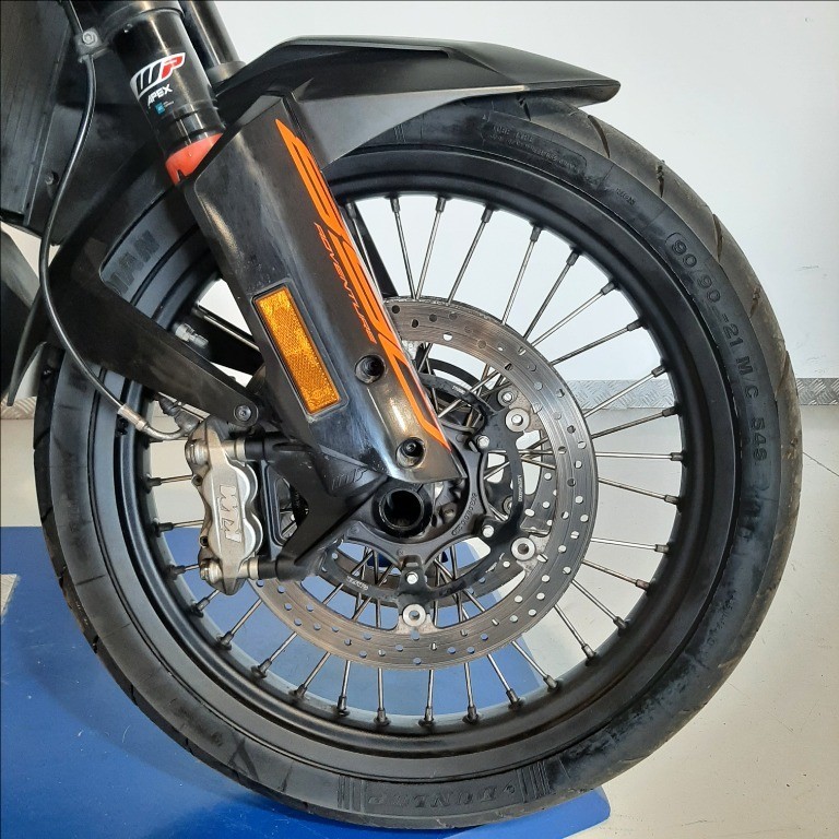 KTM 890 Adventure 