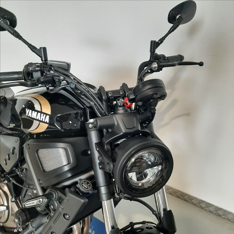 YAMAHA XSR 700 Abs