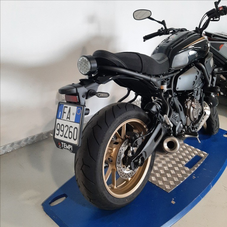 YAMAHA XSR 700 Abs