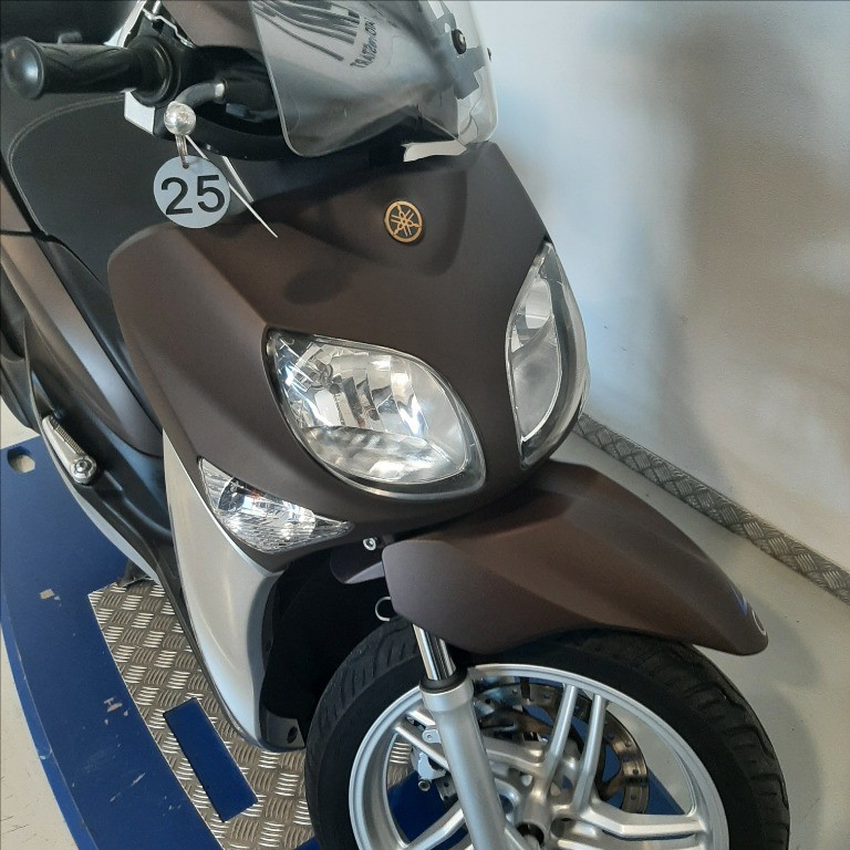 YAMAHA Xenter 150 