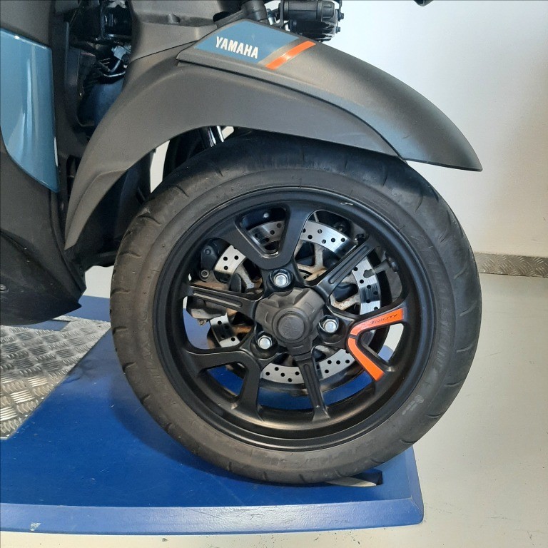 YAMAHA Tricity 300 Abs