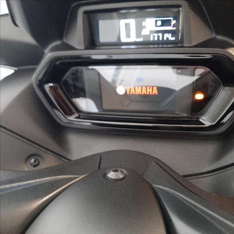 YAMAHA X-Max 300 Tech Max Abs