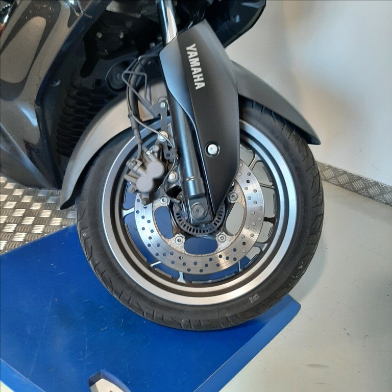YAMAHA X-Max 300 Tech Max Abs