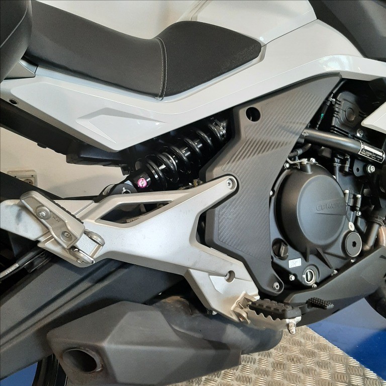 CFMOTO 700 MT Abs E5