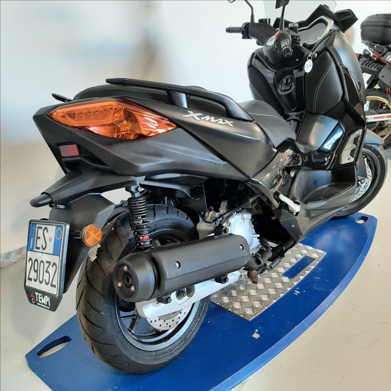 YAMAHA X-Max 125 Iron Abs